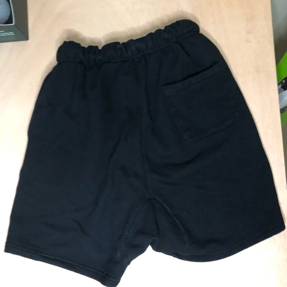 Fear of God shorts - Picture 2 of 7